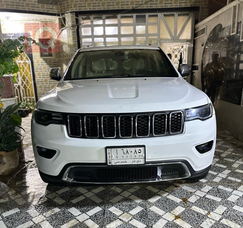 جيب جراند شيروكي